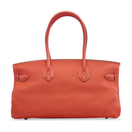 A SANGUINE CLÉMENCE LEATHER JPG SHOULDER BIRKIN 42 WITH PALLADIUM HARDWARE - Foto 3