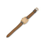 A ROSE GOLD, DIAMOND SET & MOTHER OF PEARL QUARTZ WRIST WATCH WITH GRIS FONCÉ OSTRICH STRAP - photo 3