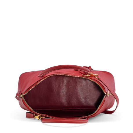 A ROUGE GARANCE EVERGRAIN LEATHER BOLIDE 35 WITH GOLD HARDWARE - photo 5