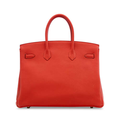 A ROUGE TOMATE CLÉMENCE LEATHER BIRKIN 35 WITH GOLD HARDWARE - Foto 3