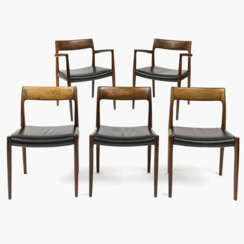 Zwei Armlehnstühle, drei Stühle (Modell 57 und 77) - Entwurf Niels O Möller für JL Moller, Dänemark, 1960er Jahre