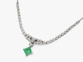 Shorty - Collier verziert mit einem kolumbianischen Smaragd, Brillanten und einem Diamanten im Triangel - Deutschland, 1990er - 2000er Jahre