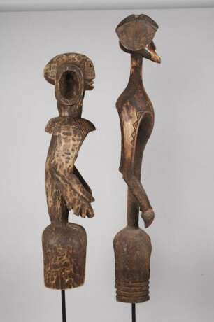 Zwei Schutzfiguren der Mumuye - photo 2