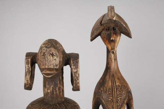 Zwei Schutzfiguren der Mumuye - фото 8