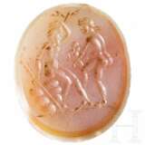 Gemme mit Präsentation des Dionysoskindes durch Hermes an Silenos, griechisch, 4. Jhdt. v. Chr. - photo 1