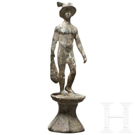 Bronzestatuette des Merkur, römisch, 2. - 3. Jhdt. - фото 1