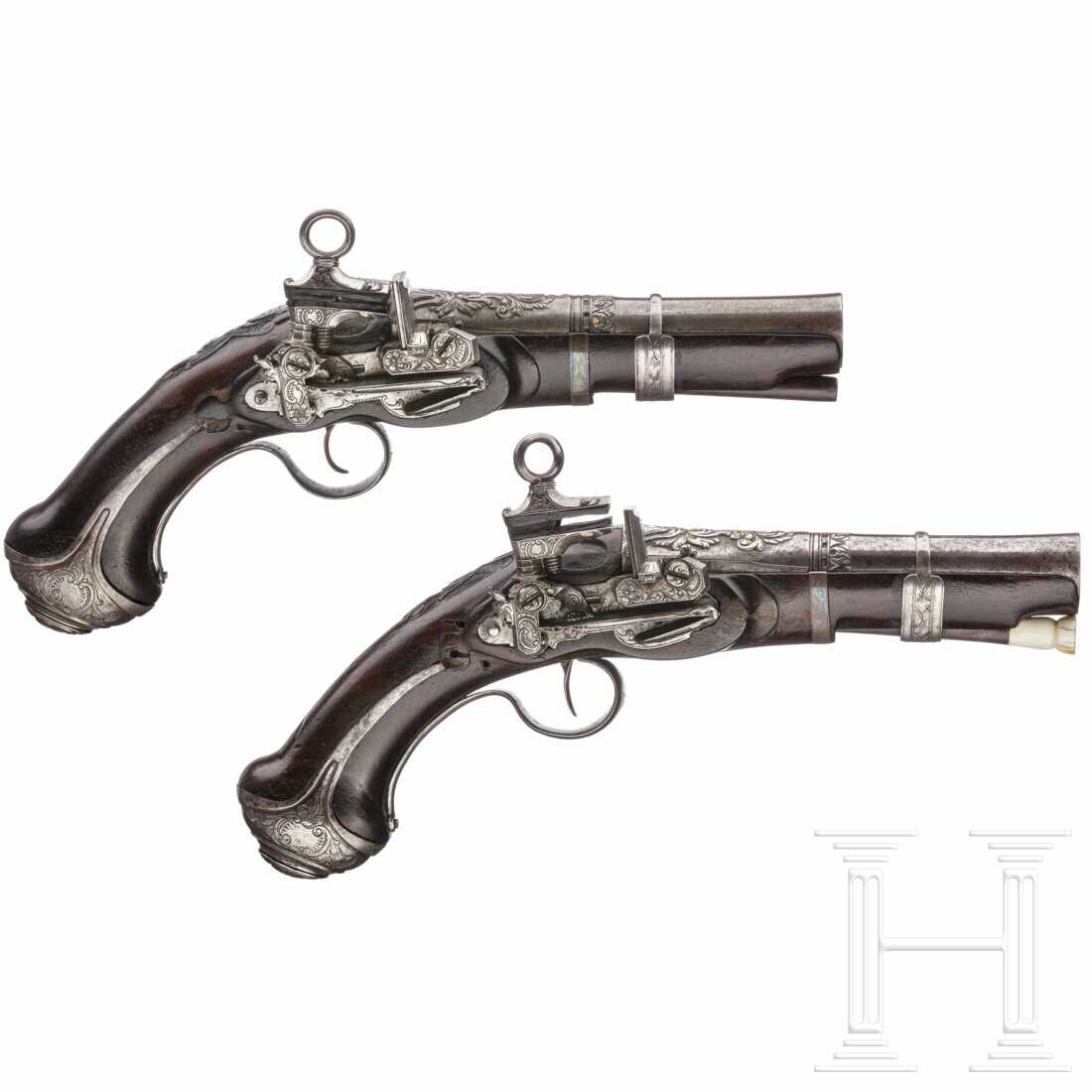 Ein Paar eisengeschnittene Luxus-Miqueletpistolen, Eibar, um 1760