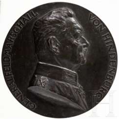 Generalfeldmarschall von Hindenburg - Portraitrelief von Max Bezner (1883 - 1953)