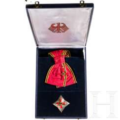 GroÃŸes Verdienstkreuz mit Stern und Schulterband im Etui