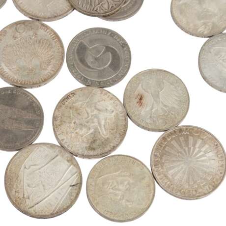 BRD coin collection with 26 x 10 DM and 41 x 5 DM - фото 3