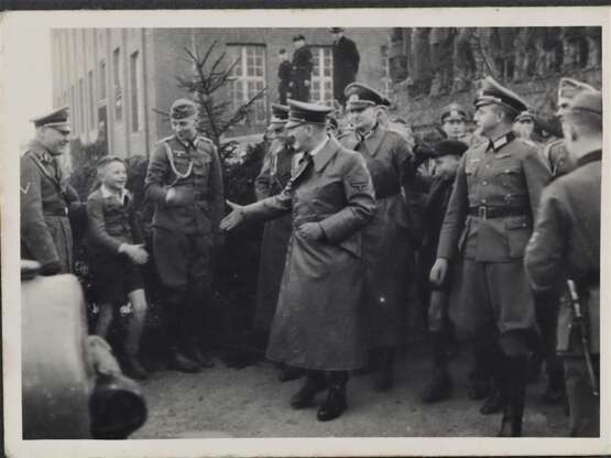 Wehrmacht Fotoalbum Lindau, Division Großdeutschland - photo 12