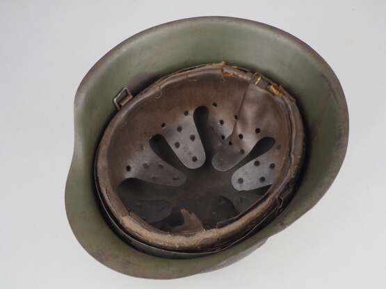 Wehrmacht Stahlhelm M-42 mit Adler Emblem - photo 5