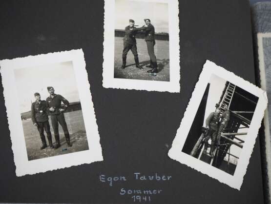 Fotoalbum mit Schauspielern / Wehrmacht um 1940 - Foto 5