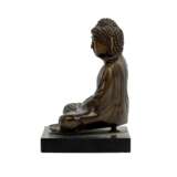 Bronze of Buddha in meditation seat. CHINA, - Foto 2