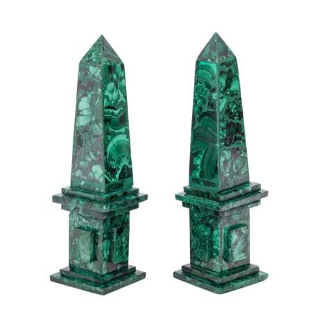 Pair of malachite obelisks - фото 3