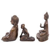 Three Buddhist sculptures made of metal. SINOTIBETABLE: - Foto 2