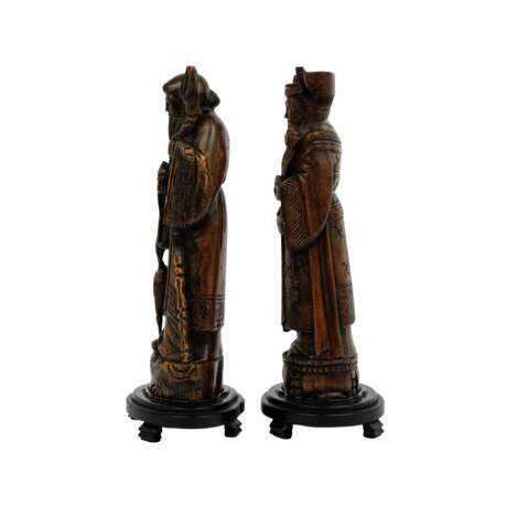 Pair of sculptures 'Lu' and 'Shou'. CHINA, 1st half of the 20th century: - photo 8