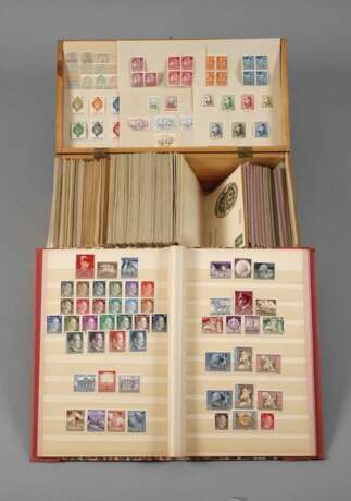 Briefmarken DR und Gebiete - Foto 1