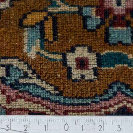 Oriental carpet, 223x138 cm. - фото 4