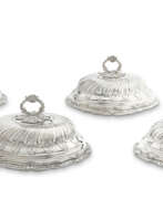 Джон Хоул. A SET OF FOUR REGENCY SILVER ENTR&#201;E-DISHES AND COVERS