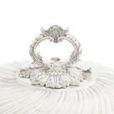 A SET OF FOUR REGENCY SILVER ENTR&#201;E-DISHES AND COVERS - Foto 3