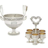 A REGENCY SILVER EGG CODDLER WITH SIX EGG CUPS - Foto 2