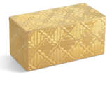 A LOUIS XV GOLD SNUFF-BOX - Foto 1