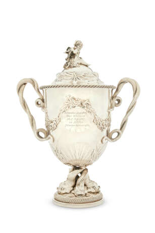 A GEORGE III SILVER CUP AND COVER - photo 1