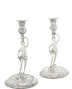 Джон Шуппе. A PAIR OF GEORGE III SILVER CANDLESTICKS
