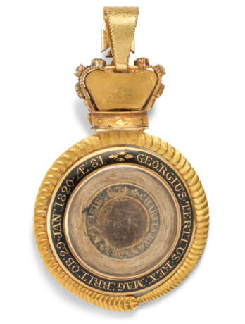 A GEORGE III JEWELLED AND ENAMEL GOLD `RECOVERY FROM ILLNESS` MEDALLION CONVERTED INTO A LOCKET PENDANT - Foto 3