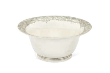 A GEORGE II SILVER BOWL OR &#39;MOUTH BASIN&#39; FROM THE WARRINGTON PLATE