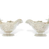 A PAIR OF GEORGE II SILVER SAUCEBOATS - photo 3