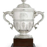 A GEORGE II SILVER CUP AND COVER - photo 4