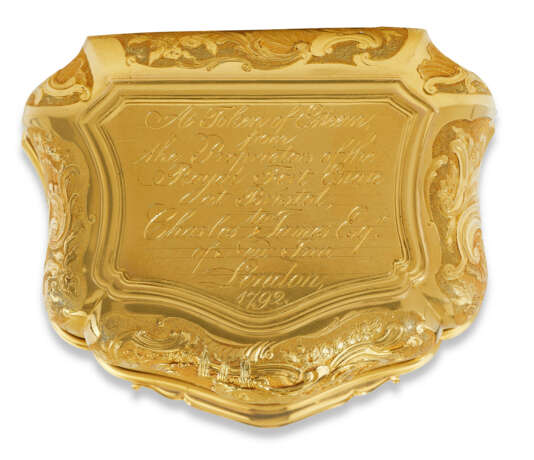 A GEORGE II GOLD SNUFF-BOX - photo 4