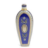 A GEORGE III JEWELLED ENAMELLED GOLD SCENT BOTTLE - photo 1
