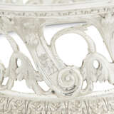 A PAIR OF GEORGE III SILVER DISH RINGS - photo 3