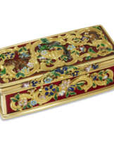 A GEORGE IV ENAMELLED GOLD SNUFF BOX