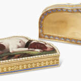 A MATCHING PAIR OF SWISS JEWELLED ENAMELLED GOLD SNUFF-BOXES - Foto 2