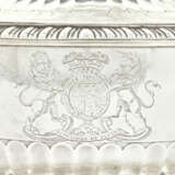 A PAIR OF GEORGE III ROYAL SILVER SOUP TUREENS, COVERS AND STANDS - photo 5