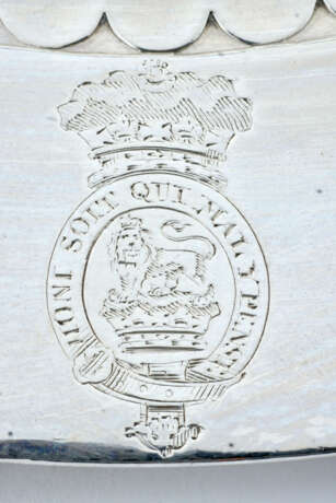 A PAIR OF GEORGE III ROYAL SILVER SOUP TUREENS, COVERS AND STANDS - photo 6