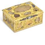 A GEORGE II JEWELLED GOLD-MOUNTED HARDSTONE TABLE SNUFF-BOX - Foto 1