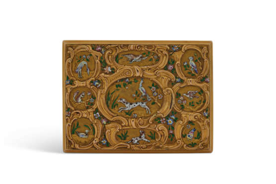 A GEORGE III GOLD AND ENAMEL TABLE-NECESSAIRE WITH WATCH MOVEMENT AND CONCEALED EROTIC SCENE - фото 6