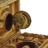 A GEORGE III GOLD AND ENAMEL TABLE-NECESSAIRE WITH WATCH MOVEMENT AND CONCEALED EROTIC SCENE - фото 8