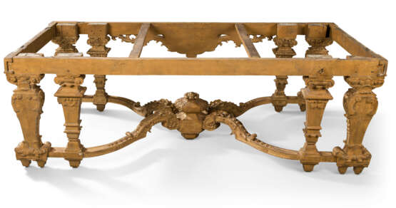 A ROYAL LOUIS XIV GILTWOOD CONSOLE TABLE - фото 19