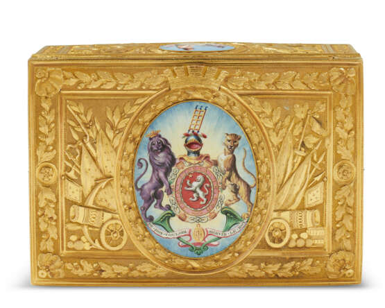 A GEORGE III ENAMELLED GOLD FREEDOM BOX - фото 2