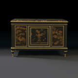 A LATE LOUIS XVI ORMOLU-MOUNTED JAPANESE LACQUER AND EBONY COMMODE A VANTAUX AND SECRETAIRE - фото 2