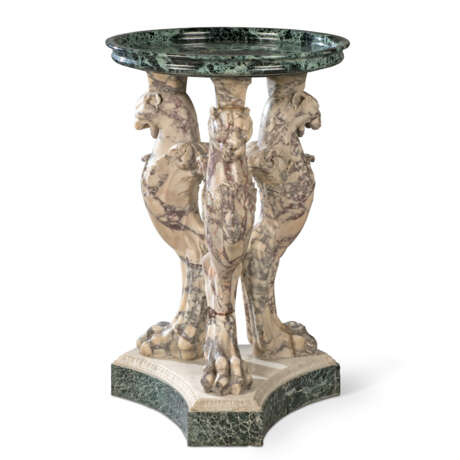 AN ITALIAN GRAND TOUR PAVONAZZETTO AND GREEN MARBLE TRIPOD TABLE INCORPORATING AN ANCIENT ROMAN TRAPEZOPHORUS - фото 2