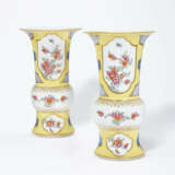 A PAIR OF ROYAL MEISSEN PORCELAIN YELLOW-GROUND BEAKER-VASES MADE FOR SCHLOSS HUBERTUSBURG, THE HUNTING LODGE OF AUGUSTUS III - photo 2