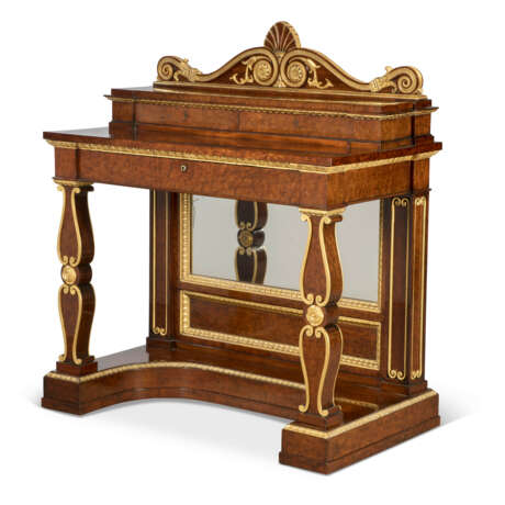 A ROYAL GEORGE IV MAHOGANY AND PARCEL-GILT DRESSING-TABLE - photo 1