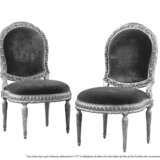 A LATE LOUIS XV GREY-PAINTED SIDE CHAIR - Foto 15